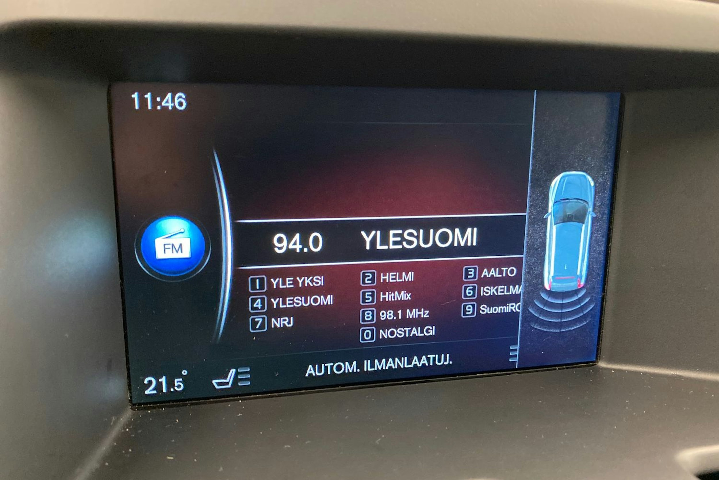 Harmaa Volvo XC60 2015 kuva 22.