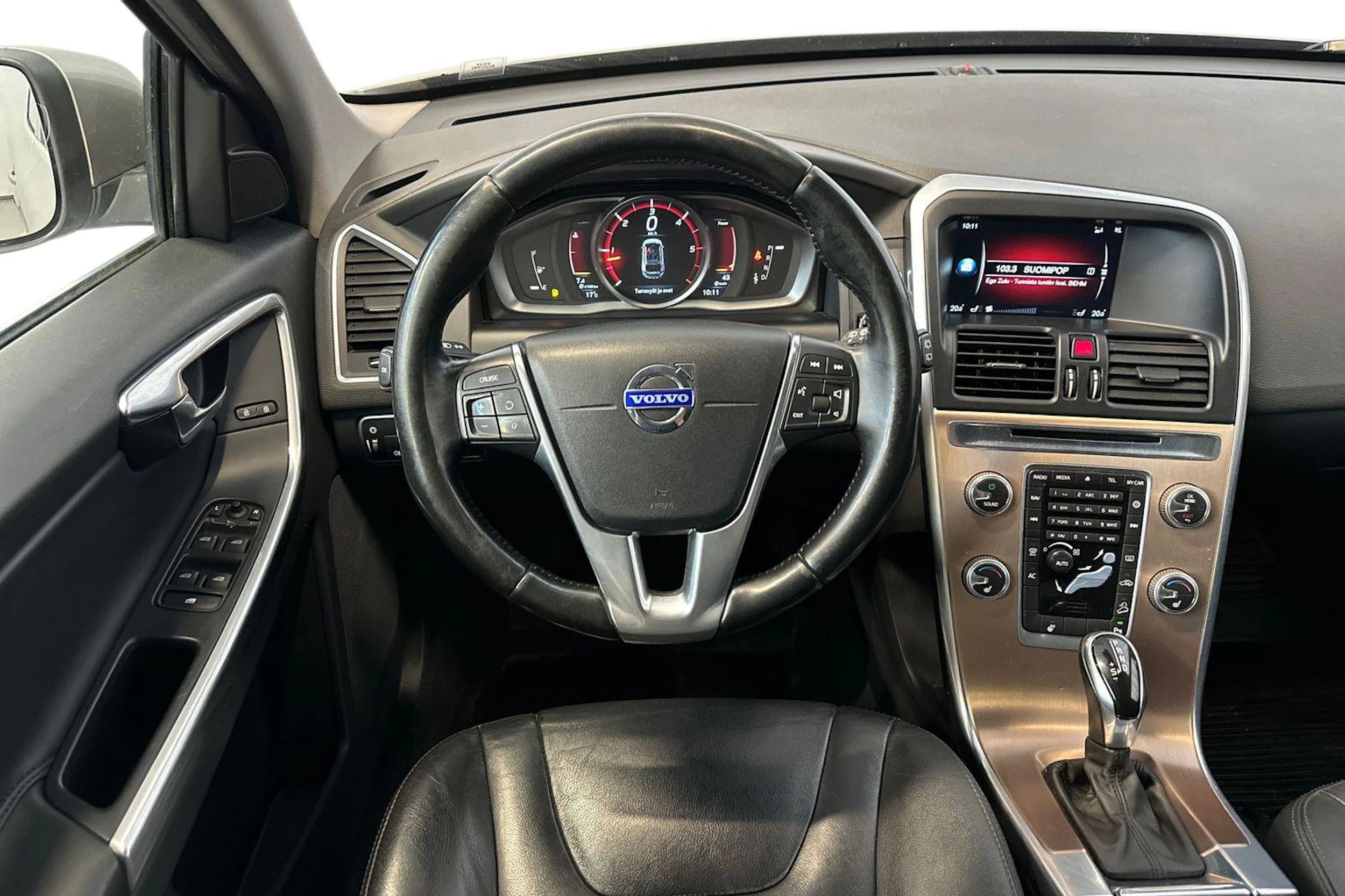 ruskea (beige) Volvo XC60 2015 kuva 9.