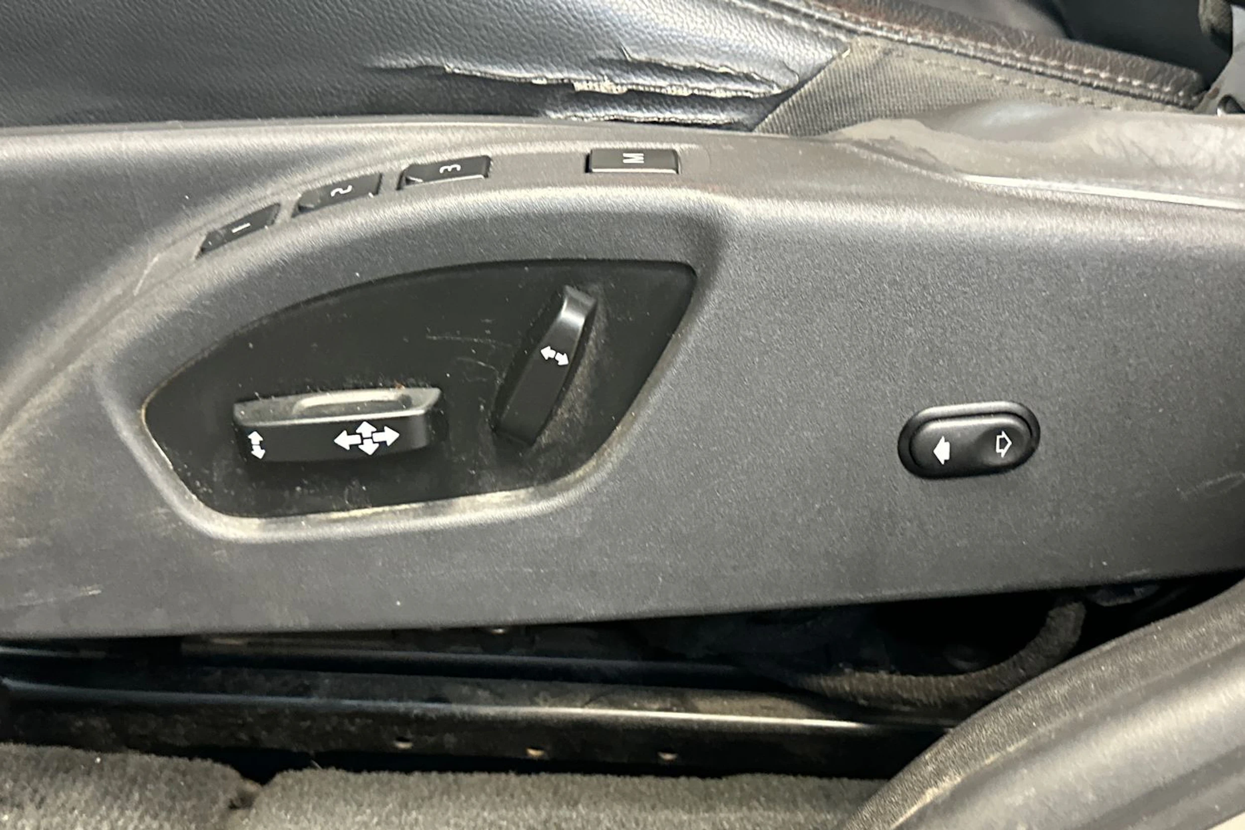 ruskea (beige) Volvo XC60 2015 kuva 13.