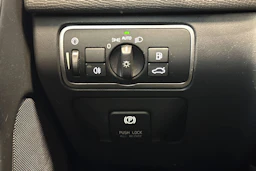 ruskea (beige) Volvo XC60 2015 kuva 17.