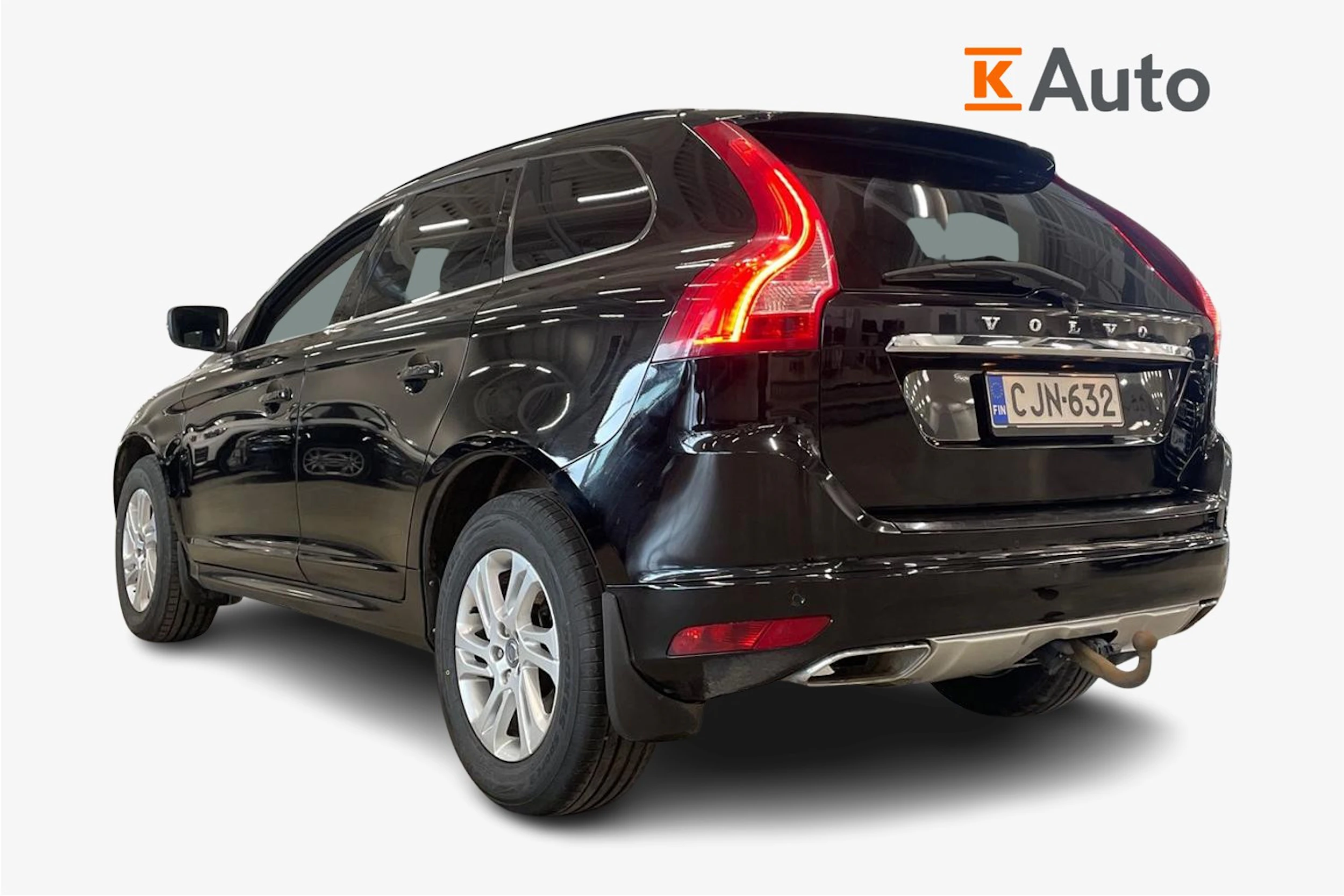 musta Volvo XC60 2015 kuva 2.