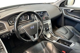 musta Volvo XC60 2015 kuva 3.