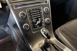 Musta Volvo XC60 2015 kuva 20.