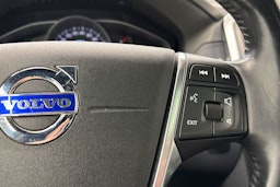 harmaa Volvo XC60 2015 kuva 18.