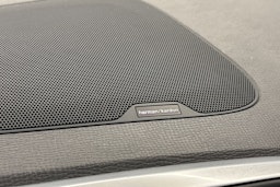 harmaa Volvo XC60 2015 kuva 31.