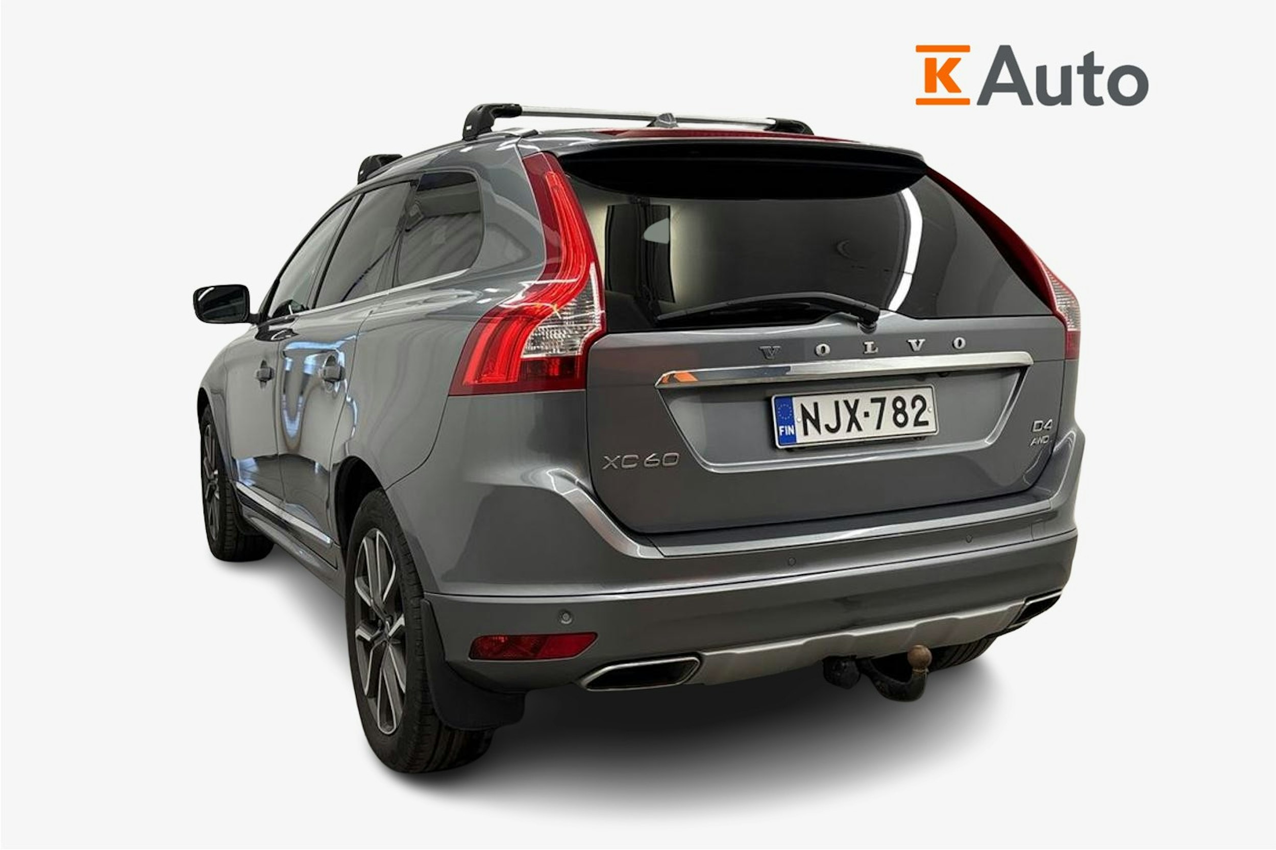 harmaa Volvo XC60 2016 kuva 2.