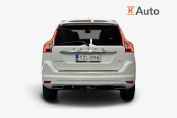 valkoinen Volvo XC60 2015 kuva 3.