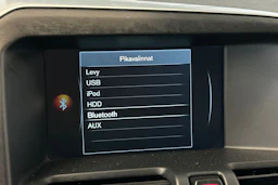 valkoinen Volvo XC60 2015 kuva 24.