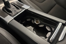 Valkoinen Volvo XC60 2015 kuva 20.