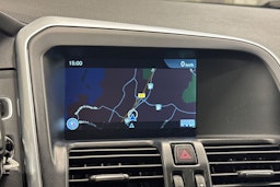 Valkoinen Volvo XC60 2015 kuva 27.