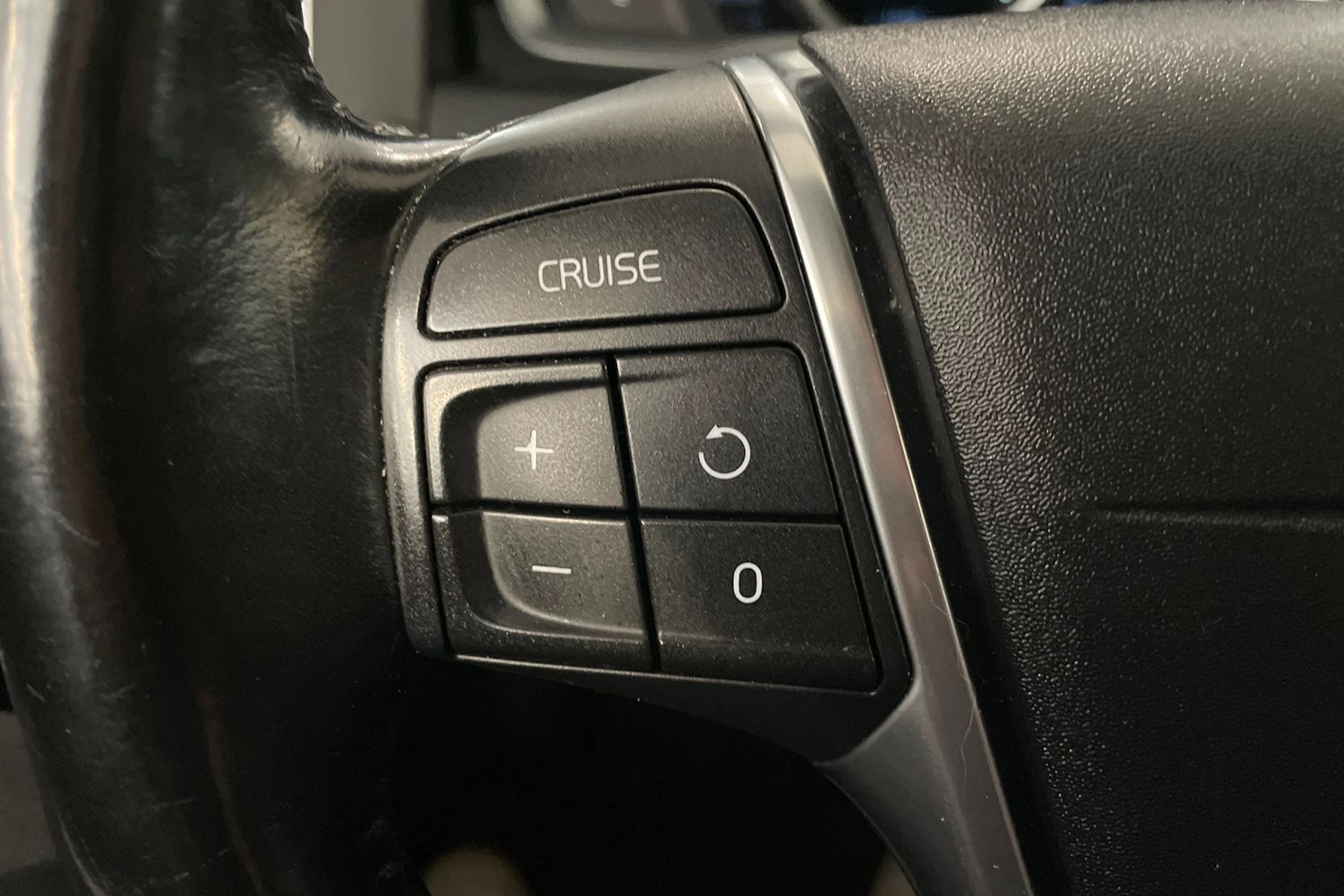 hopea Volvo XC60 2015 kuva 18.