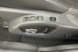 harmaa Volvo XC60 2016 kuva 19.