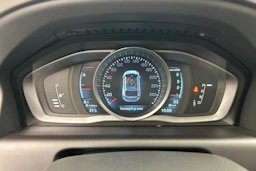 harmaa Volvo XC60 2016 kuva 20.