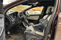 ruskea (beige) Volvo XC60 2016 kuva 3.