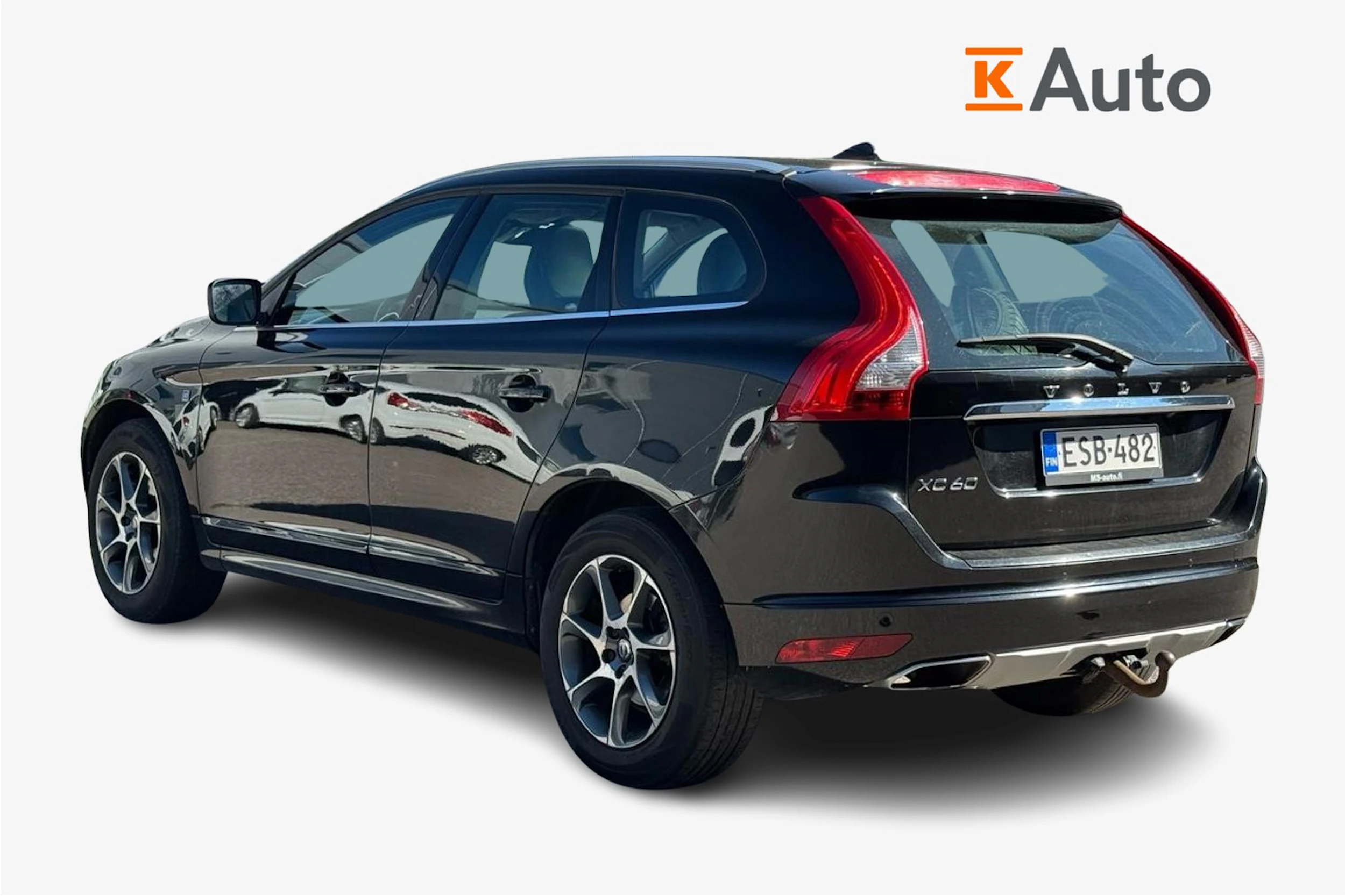 musta Volvo XC60 2017 kuva 2.