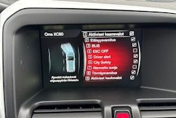 punainen Volvo XC60 2016 kuva 24.