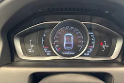 sininen Volvo XC60 2016 kuva 11.