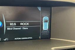 sininen Volvo XC60 2016 kuva 21.