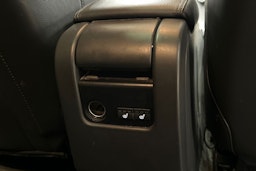 valkoinen Volvo XC60 2016 kuva 15.