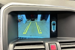 valkoinen Volvo XC60 2016 kuva 19.