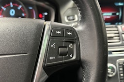 valkoinen Volvo XC60 2016 kuva 26.