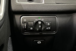 valkoinen Volvo XC60 2016 kuva 27.