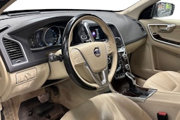 harmaa Volvo XC60 2016 kuva 3.