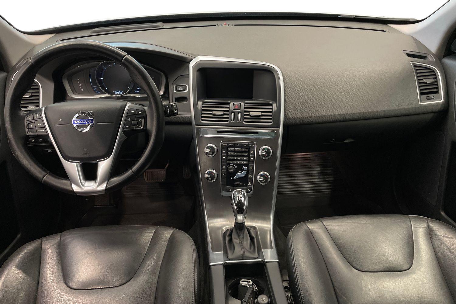 Volvo XC60 D5 AWD Summum aut 2016, kuva 7/23