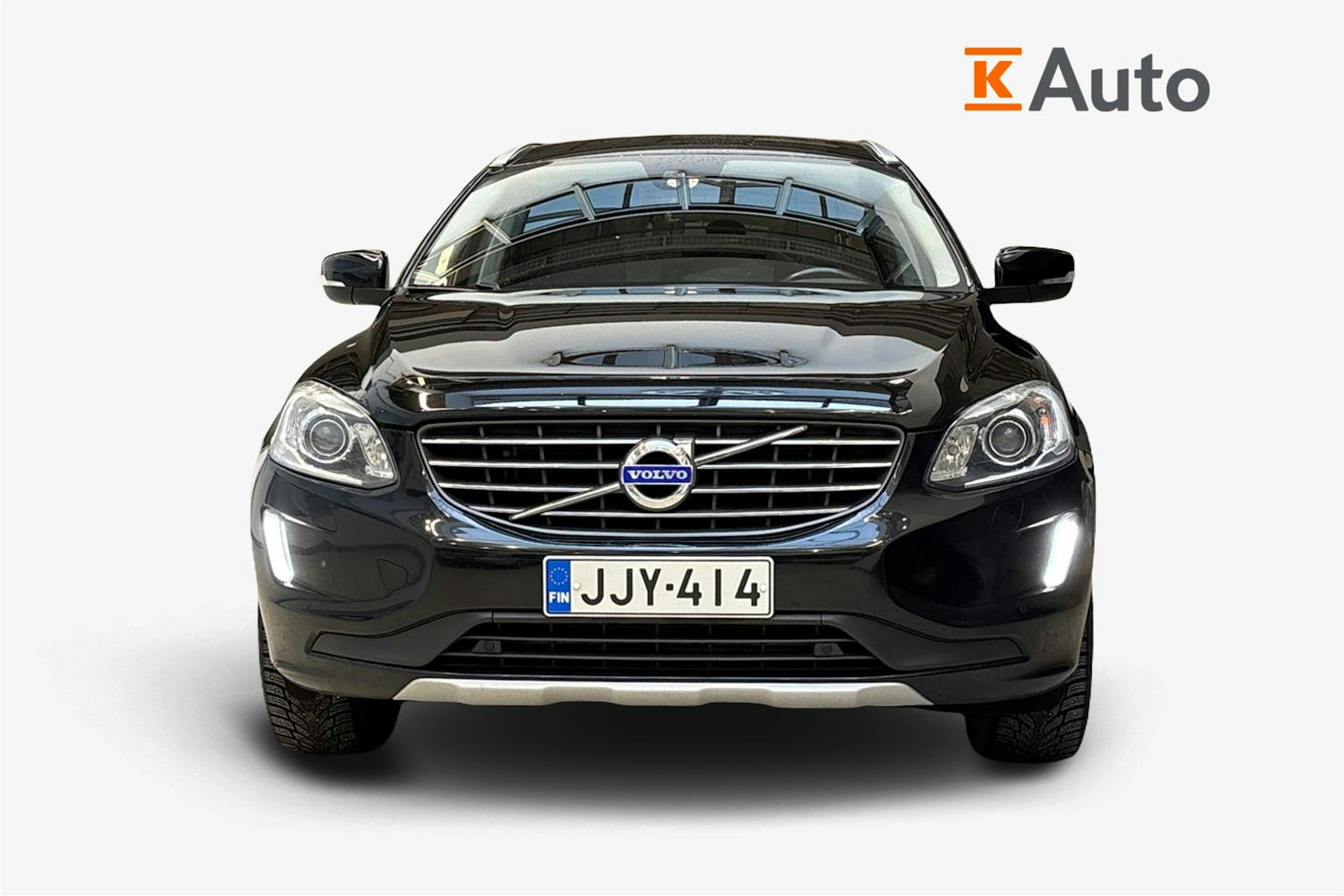 musta Volvo XC60 2016 kuva 5.