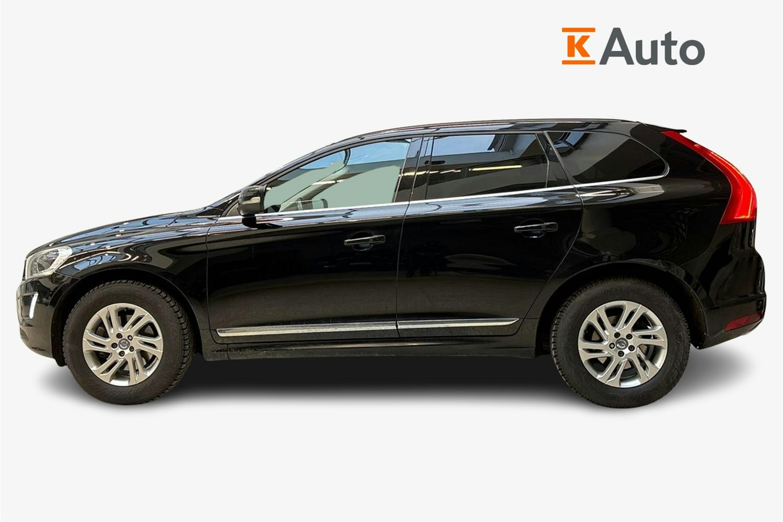 musta Volvo XC60 2016 kuva 6.