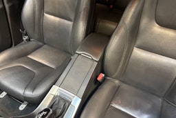 musta Volvo XC60 2016 kuva 24.