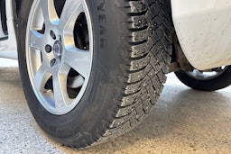 valkoinen Volvo XC60 2016 kuva 13.