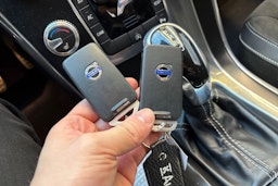 valkoinen Volvo XC60 2016 kuva 27.