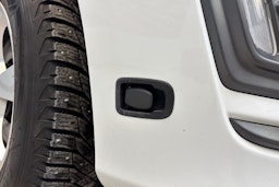 valkoinen Volvo XC60 2016 kuva 29.