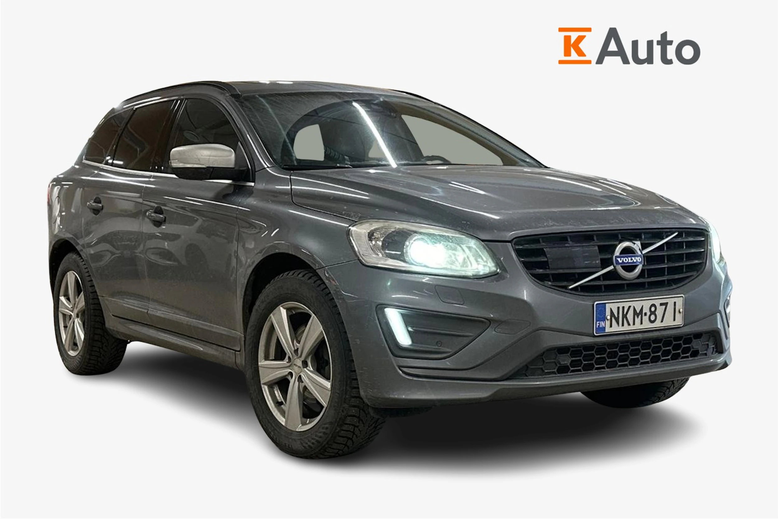 harmaa Volvo XC60 2016 kuva 1.