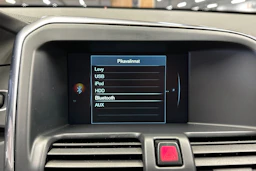 harmaa Volvo XC60 2016 kuva 18.