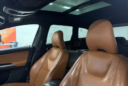 harmaa Volvo XC60 2016 kuva 4.