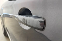 Harmaa Volvo XC60 2016 kuva 15.