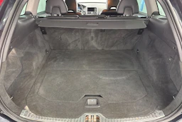 Harmaa Volvo XC60 2016 kuva 27.