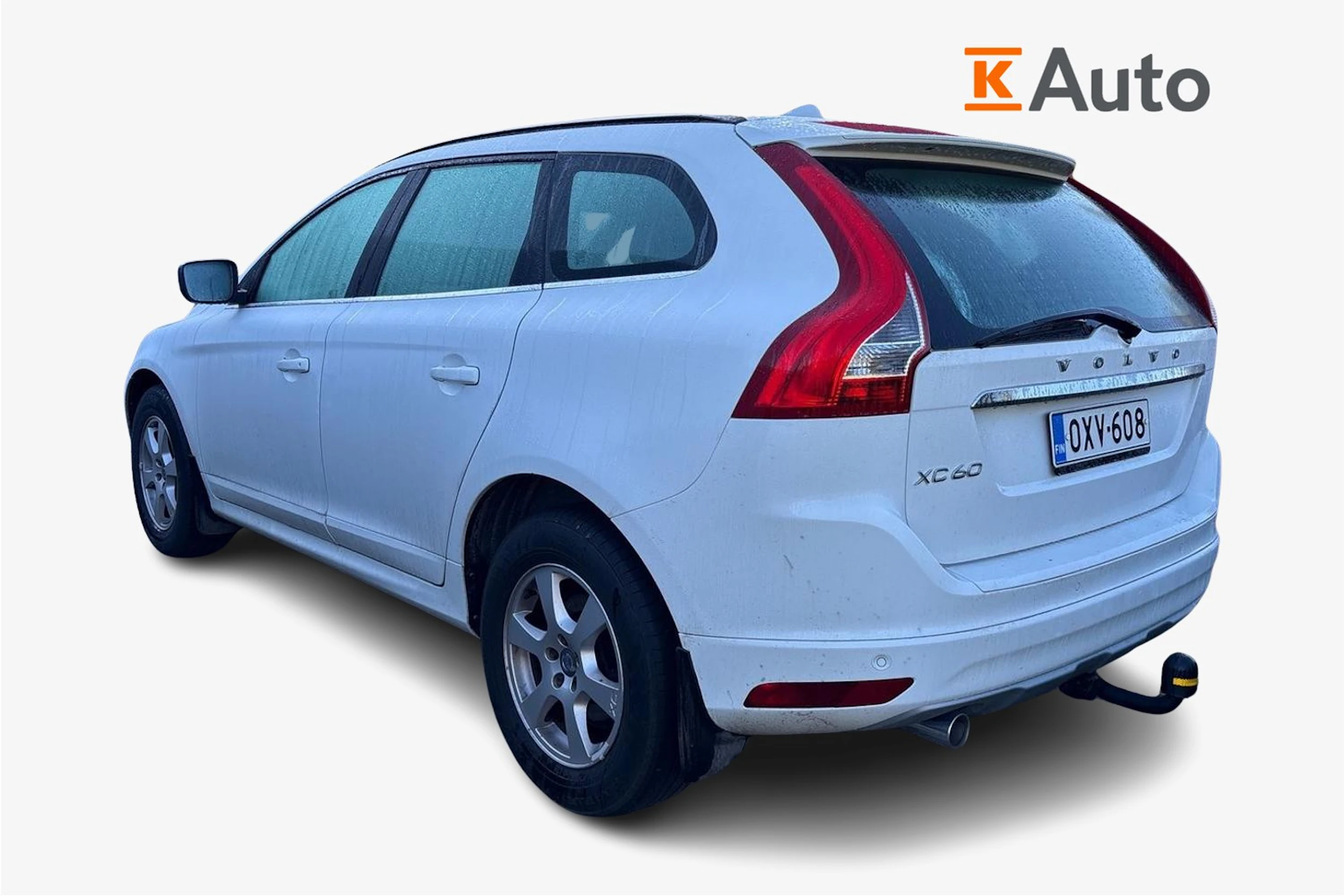 valkoinen Volvo XC60 2016 kuva 2.