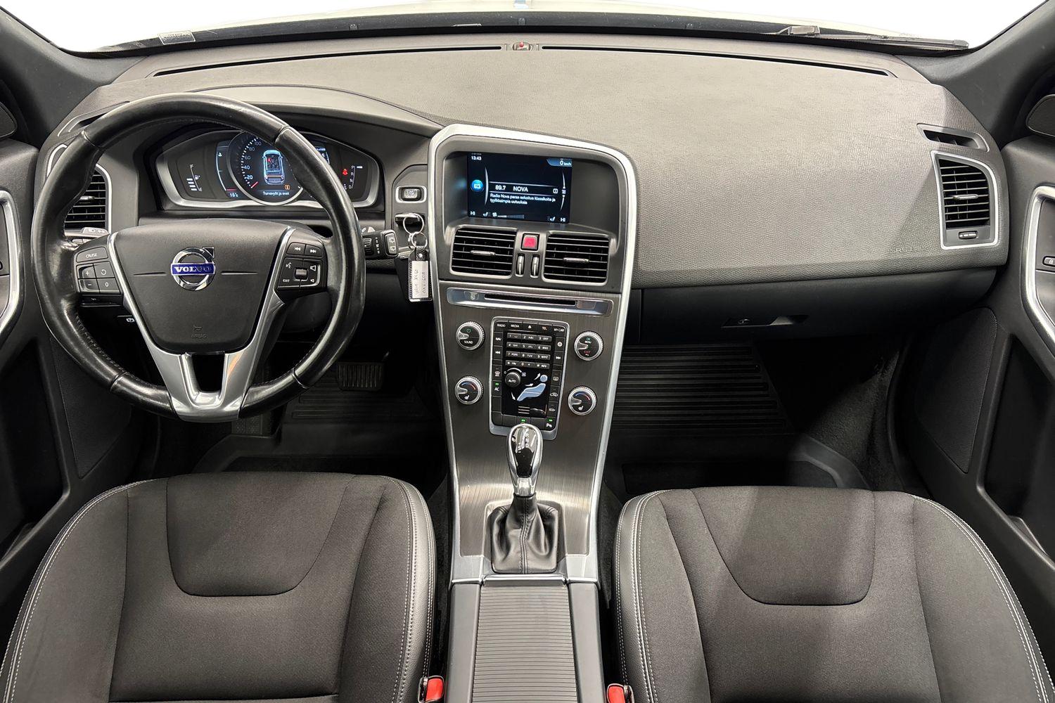 Volvo XC60 D3 Momentum aut. 2016, kuva 7/22