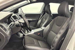 valkoinen Volvo XC60 2016 kuva 11.