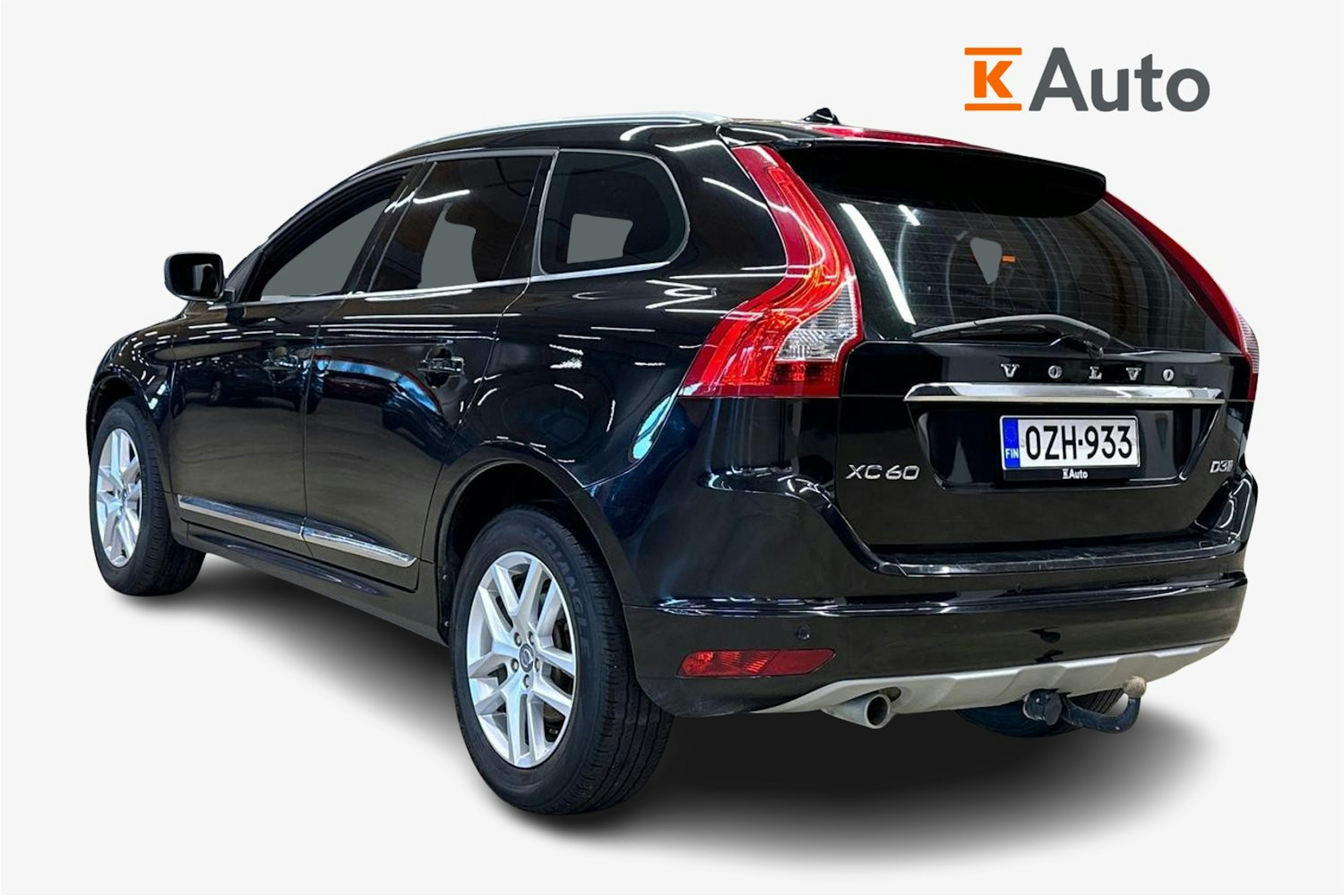 musta Volvo XC60 2016 kuva 2.