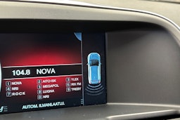 musta Volvo XC60 2016 kuva 21.