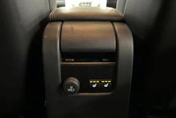sininen Volvo XC60 2016 kuva 15.
