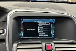 sininen Volvo XC60 2016 kuva 19.