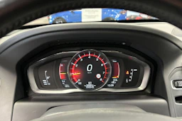 sininen Volvo XC60 2016 kuva 27.