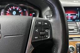 sininen Volvo XC60 2016 kuva 30.