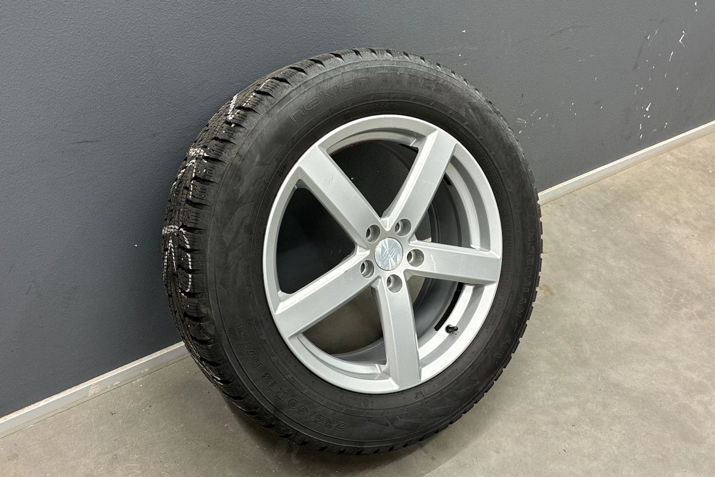 valkoinen Volvo XC60 2016 kuva 10.