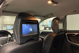 valkoinen Volvo XC60 2016 kuva 11.